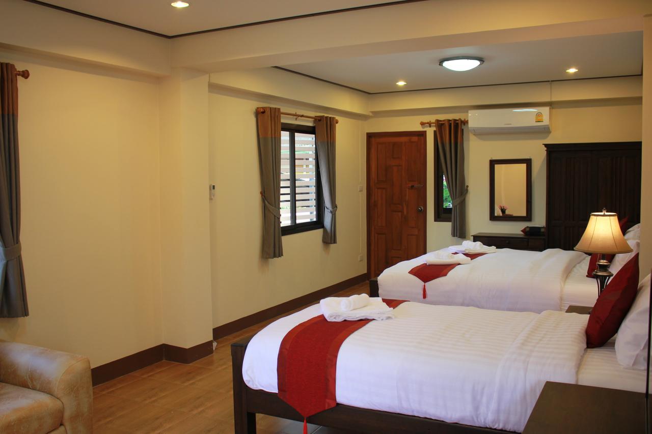 NanBaanKhun Hotel Bagian luar foto