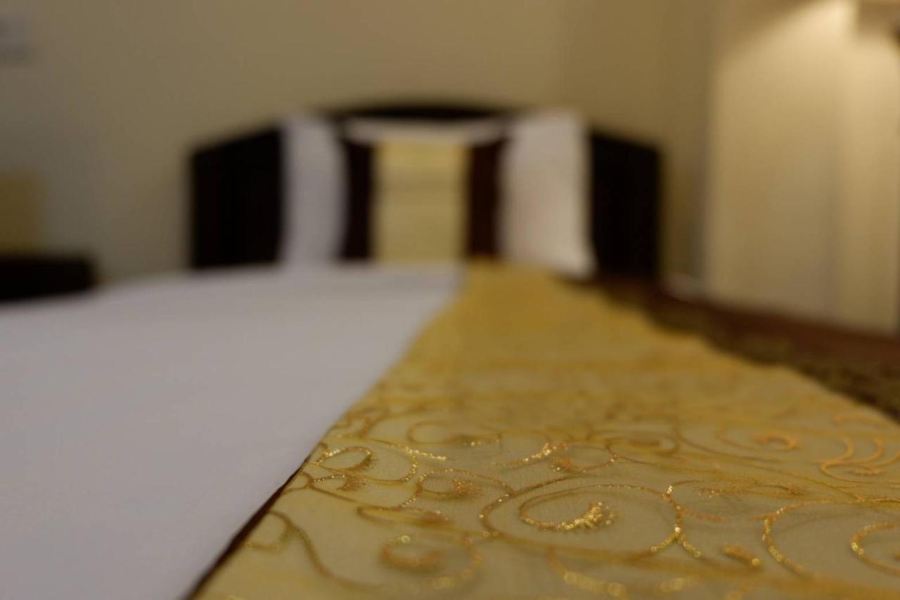 NanBaanKhun Hotel Bagian luar foto