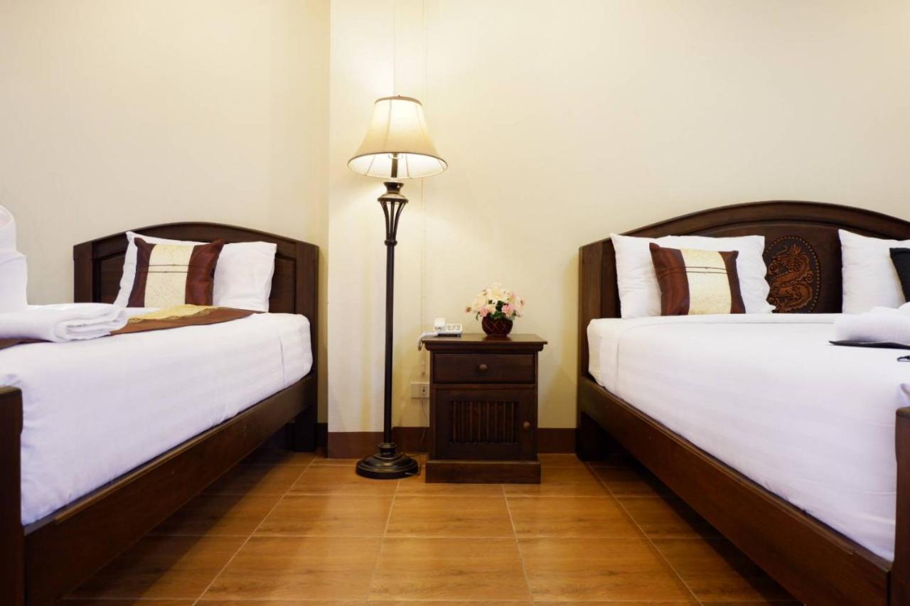 NanBaanKhun Hotel Bagian luar foto
