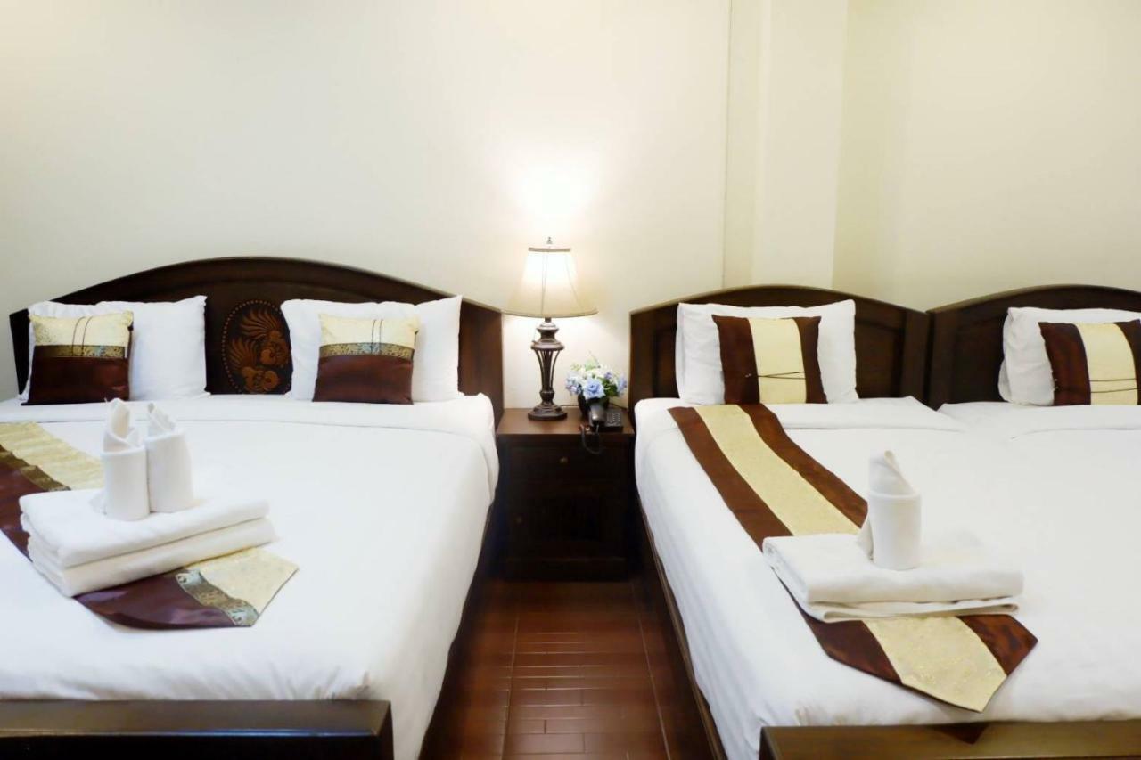 NanBaanKhun Hotel Bagian luar foto