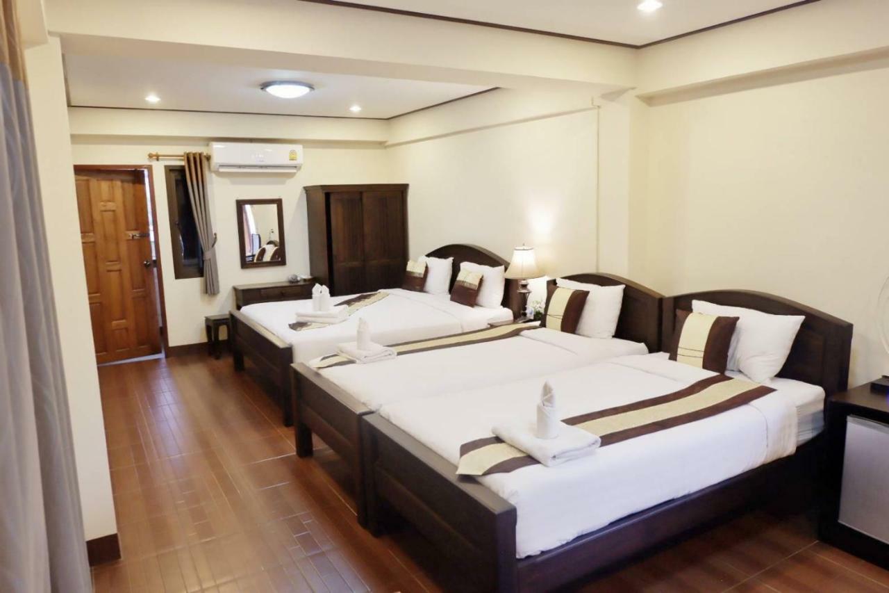 NanBaanKhun Hotel Bagian luar foto